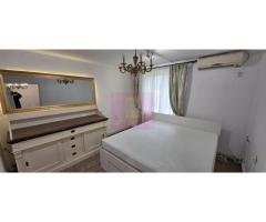 Apartament cu 2 camere, spatiu comercial – Campina, central - Imagine 4