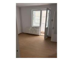 Vindem apartament 2 camere ultracentral - Imagine 3