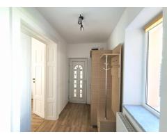 De închiriat: vilă renovată, Mihai Eminescu. 1 000 E/lună. Comision 0 - Imagine 8