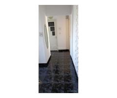Apartament 2 camere zona Pandurilor + garaj construit cu autorizatie - Imagine 3