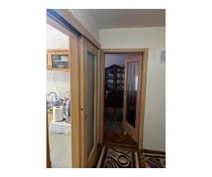 Apartament cu 4 camere, 80 mp utili la etajul 1 chiar in Calea Lipovei - Imagine 3