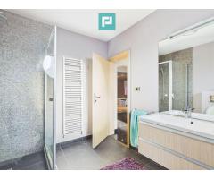 Casă de vânzare- 490 mp in Grigorescu /Oradea - Imagine 8