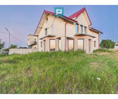 Casă individuală cu 6 camere în Sânandrei