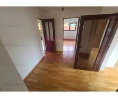 Vilă de vânzare în Comarnic - Imagine 12