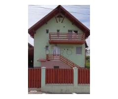 Casă Livezeni 815 mp teren, casa primitoare ,la doar 5 minute de oraș.