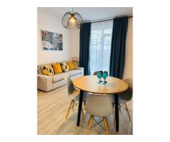 Apartament cu 2 camere de închiriat – Grădină proprie