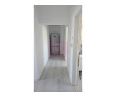 Vanzare apartament 3 camere Bd. Unirii stradal-Centru Civic - Imagine 3