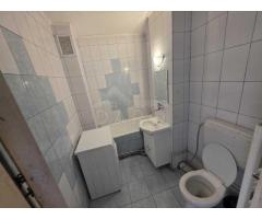 Apartament cu 2 camere, 51 m², Dâmbu Pietros – centrală proprie, mobilat și utilat - Imagine 3
