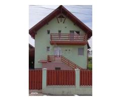 Casă Livezeni 815 mp teren, casa primitoare ,la doar 5 minute de oraș.