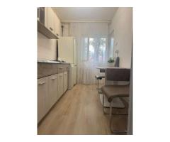 Apartament 2 camere la parter + balcon langa Spitalul Jufetean - Imagine 7