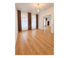 Apartament  complet renovată în inima orașului Târgu Mureș, Piața Trandafirilor