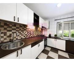 Vanzare apartament 2camere- zona Decebal - Imagine 6