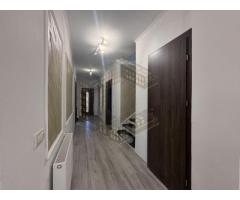 Duplex 5 camere de vânzare, 3 băi, fotovoltaice, Dumbrăvița - Imagine 8
