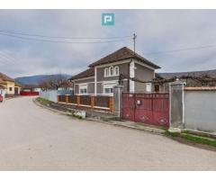 Casă in Sighiștel, la 5 km de Ștei, Muntii Apuseni