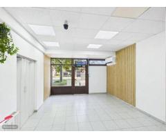 Spațiu comercial 102 mp, vitrină 10 m – Ioșia