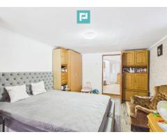 Casă cu 2 corpuri, teren 398 mp, Oradea - Imagine 6