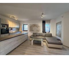 Duplex de vanzare,4 camere si 3 bai, acces auto, Dumbravita - Imagine 3