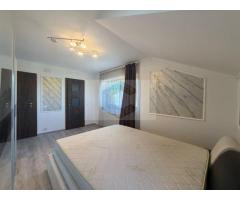 Duplex de vanzare,4 camere si 3 bai, acces auto, Dumbravita - Imagine 9