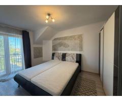 Duplex de vanzare,4 camere si 3 bai, acces auto, Dumbravita - Imagine 10