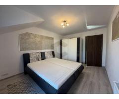 Duplex de vanzare,4 camere si 3 bai, acces auto, Dumbravita - Imagine 11