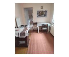 De inchiriat apartament la casa - Imagine 3