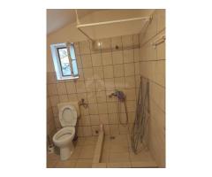 De inchiriat apartament la casa - Imagine 5