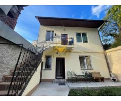 Casa Ultracentral Piata Muzeului ! 100 mp total 4 camere 3 nivele!