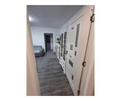 Apartament cu 2 camere , renovat , situat în zona Iosefin - Imagine 5