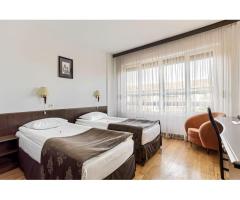 Oportunitate de investiție: Hotel Best Western de 4 stele Arad - Român - Imagine 6