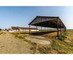 Fermă Mândruloc 2,5 ha - Imagine 11
