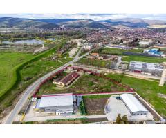 Hala industrială cu teren 10.495 mp – potențial supermarket, Lipova