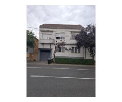 Vand casa  3 camere central