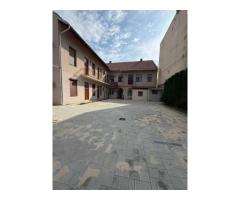BRASAD vinde ap 3 cam etaj 1 CENTRAL renovat 119mp. - Imagine 9