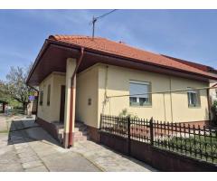 BRASADAS vinde casă familială cu 4 cam zona Titulescu.