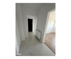BRASADAS vinde ap 3 cam etaj 7/8 Micro 17 – Recent renovat. - Imagine 4