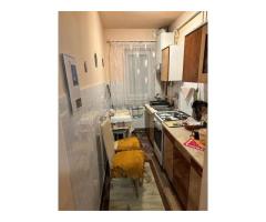 BRASADAS vinde ap 2 cam cu balcon etaj 2/3 Botizului. - Imagine 4