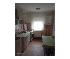 Apartament 3 camere de vanzare - Imagine 2
