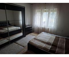 BRASADAS vinde apartament cu 3 camere la etaj in casă - Imagine 2