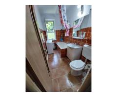BRASADAS vinde ap 2 cam et.1/4 mobilat utilat cu garaj. - Imagine 7