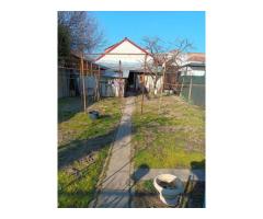 BRASADAS vinde casa cu etaj, 4 camere, central, acces cu masina. - Imagine 6