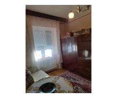 BRASADAS vinde casa cu etaj, 4 camere, central, acces cu masina. - Imagine 9