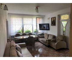 BRASADAS vinde casa cu 7 camere si teren 1100mp in zona Burdea.