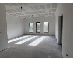 Casa de vanzare în lazuri - Imagine 4