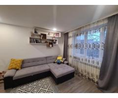 BRASADAS vinde ap 2 cam in Micro 14 complet renovat.
