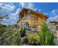 BRASADAS vinde casă tip D P M cu teren 17 ari in Bercu Roșu.