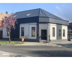 Spațiu comercial, Central, Martirilor Deportați colț Iului Maniu
