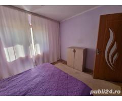 Apartament cu 3 camere - Imagine 8