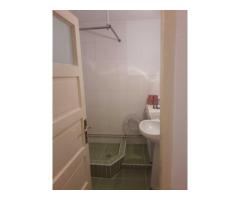 Vând apartament 3 camere , micro 17, destinație spțiu comercial - Imagine 3