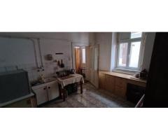 Apartament ultracentral  de 100m2 de vânzare