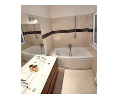 Apartament spațios și luminos într-o vilă interbelică –  Budapesta / Tineretului - Imagine 7